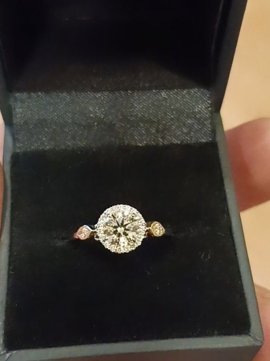 Solitario brillante